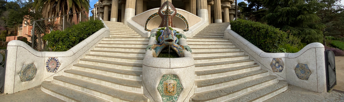 Restoration of the front right foot of the Park Güell salamander